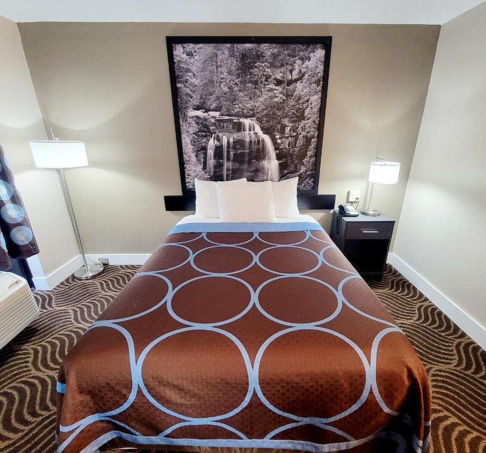 Hotel Super 8 By Wyndham Marion Nc Extérieur photo