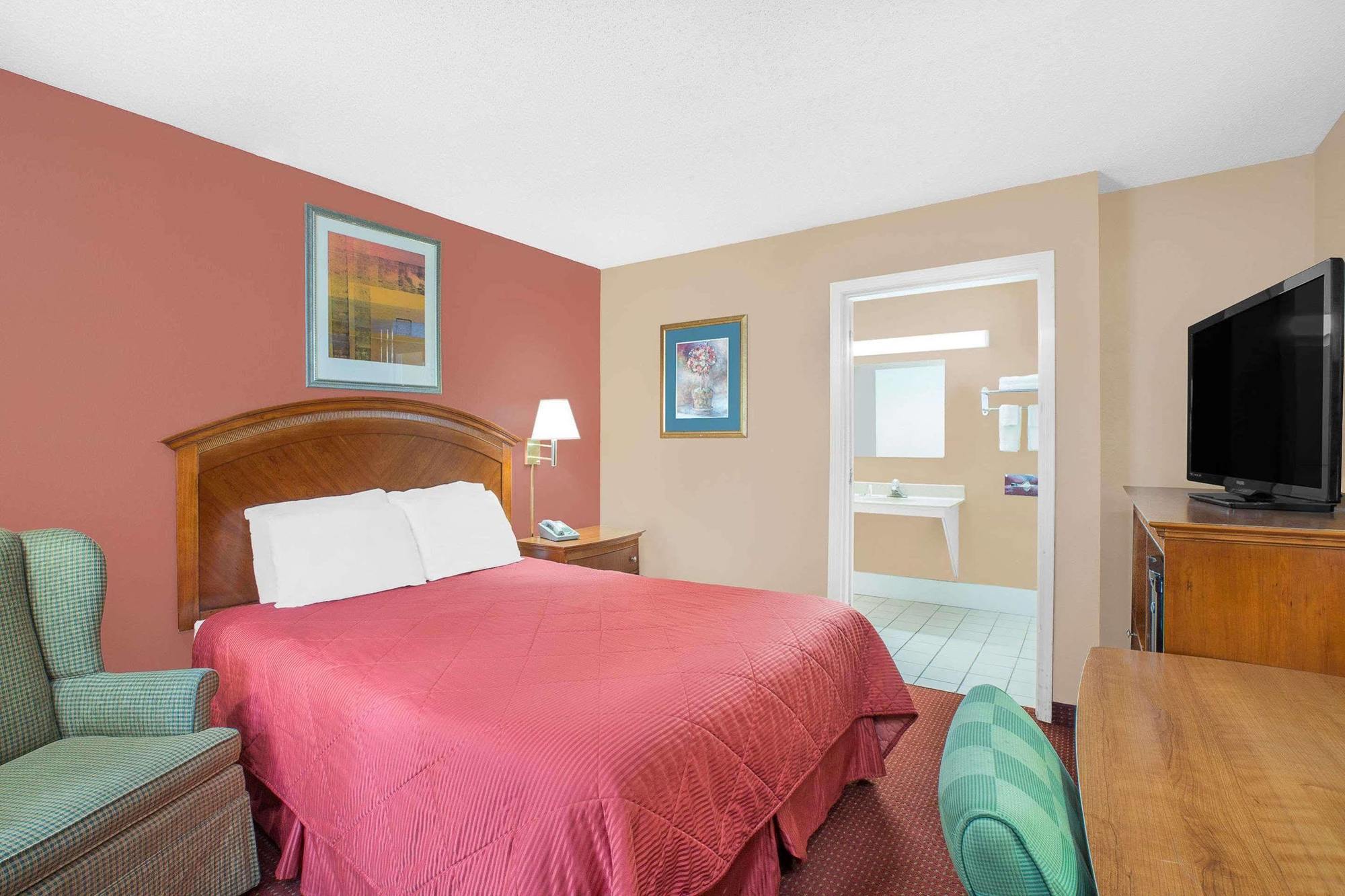 Hotel Super 8 By Wyndham Marion Nc Extérieur photo